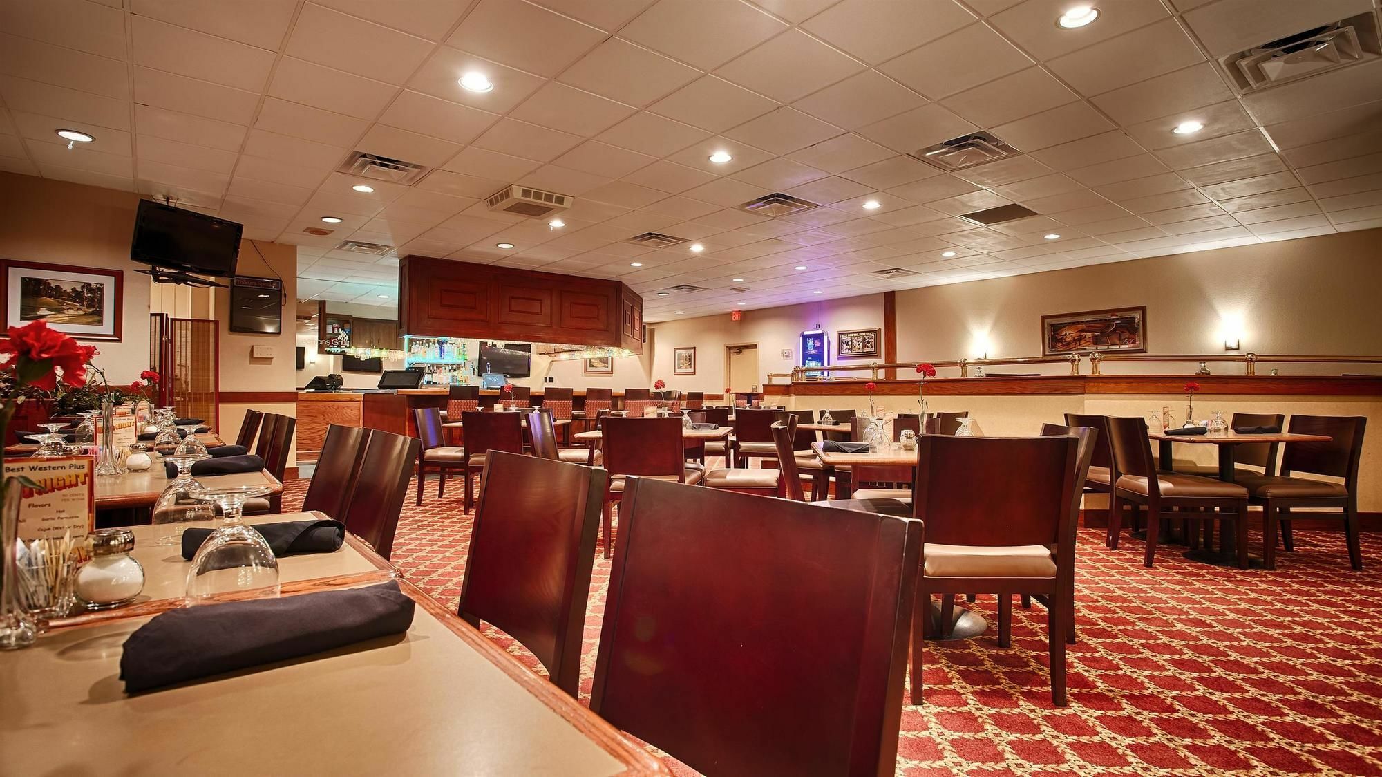 Best Western Plus Bridgeport Inn Kültér fotó